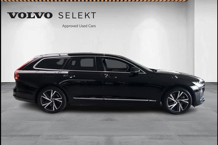 Sort Volvo V90 fra 2022