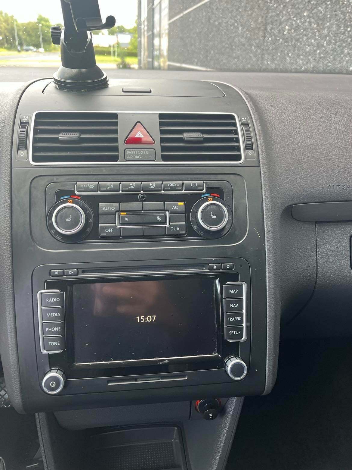 Sort VW Touran fra 2011