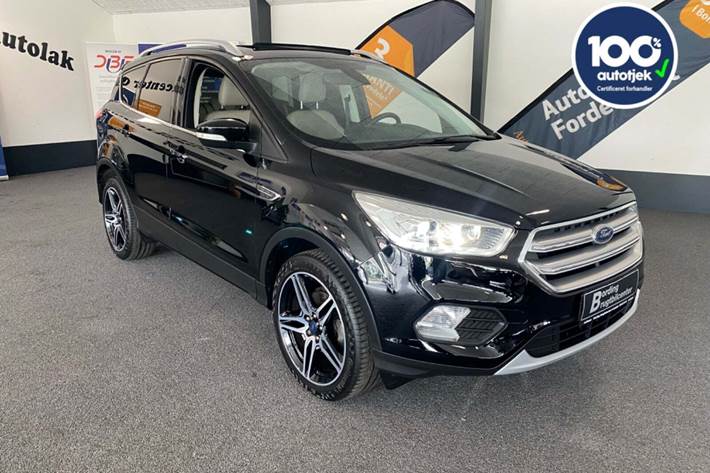 Sort Ford Kuga fra 2018