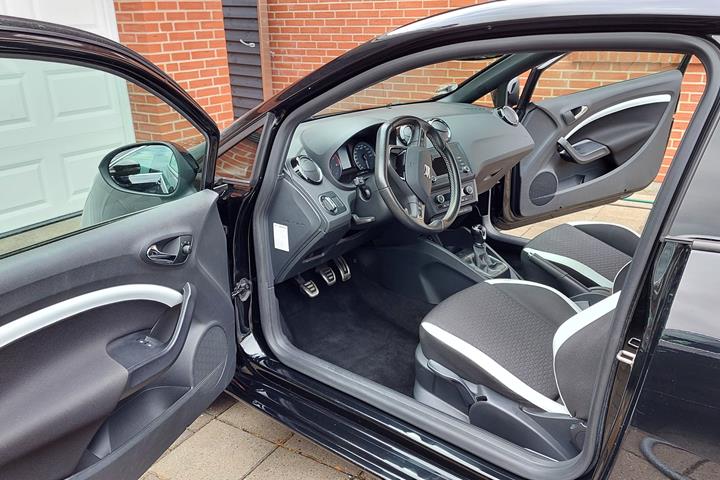 Sort Seat Ibiza fra 2016