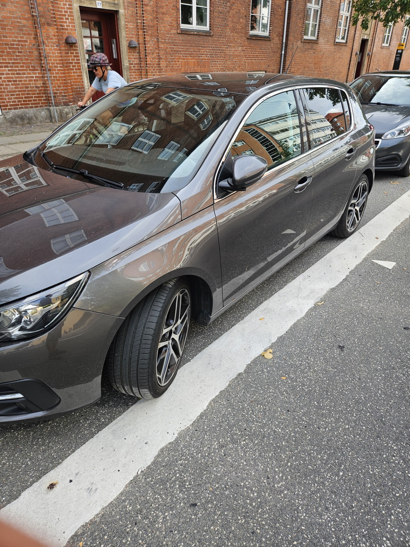 Peugeot 308 1,5 BlueHDi 130  5D