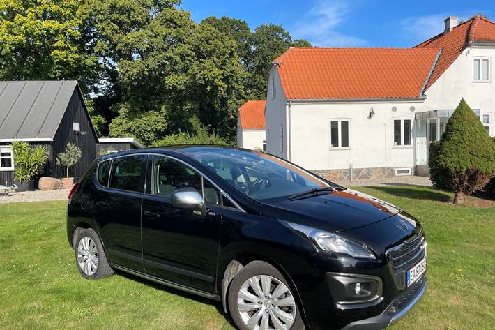 Sort Peugeot 3008 fra 2015