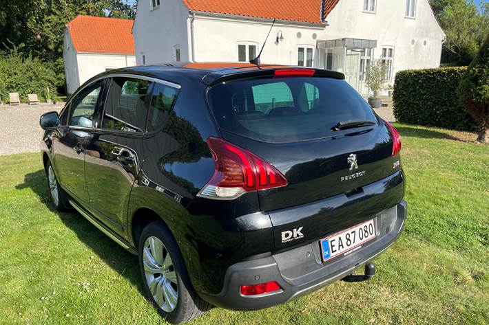 Sort Peugeot 3008 fra 2015