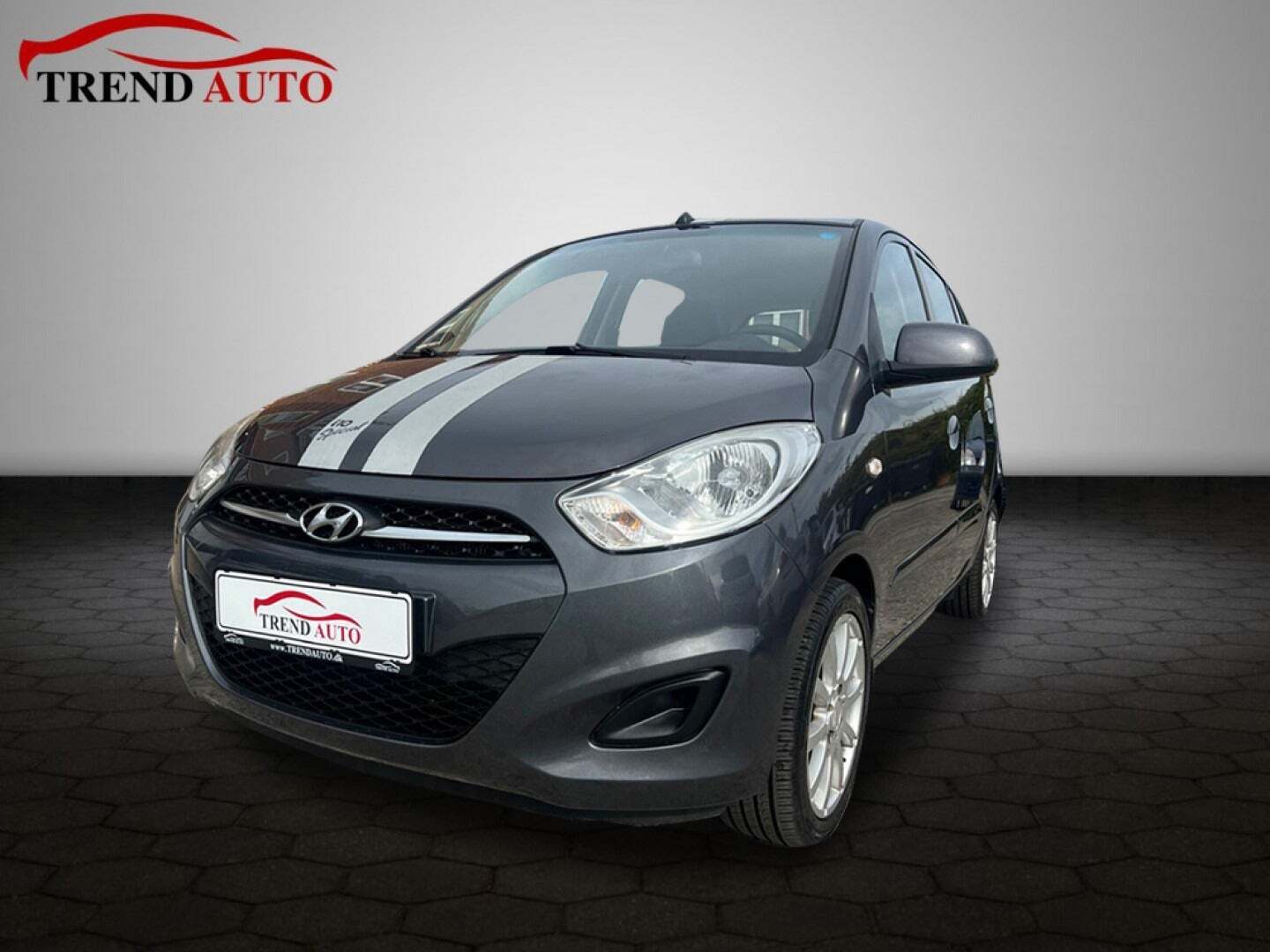 Grå Hyundai i10 fra 2013