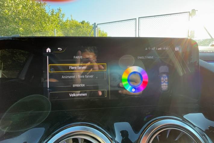 Hvid Mercedes EQA 250 fra 2021