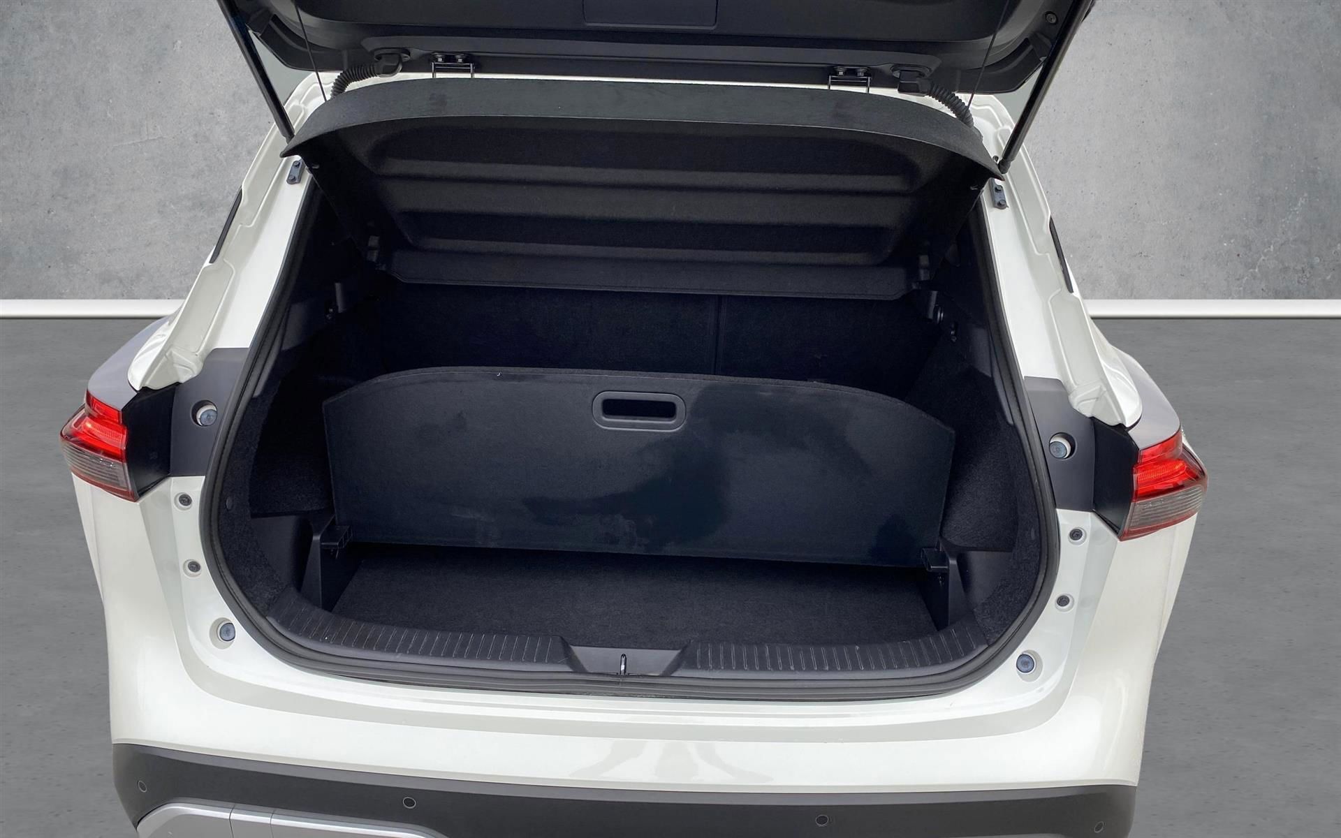 Hvid Nissan Qashqai fra 2021