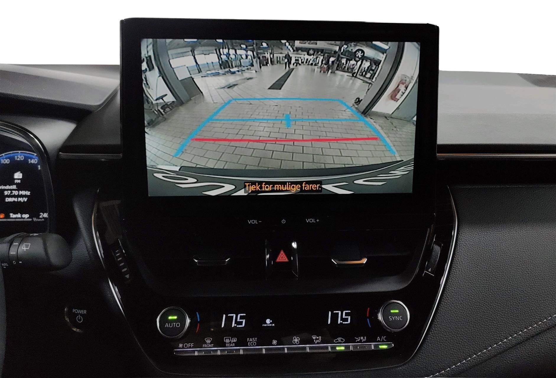 undefined Toyota Corolla fra 2024