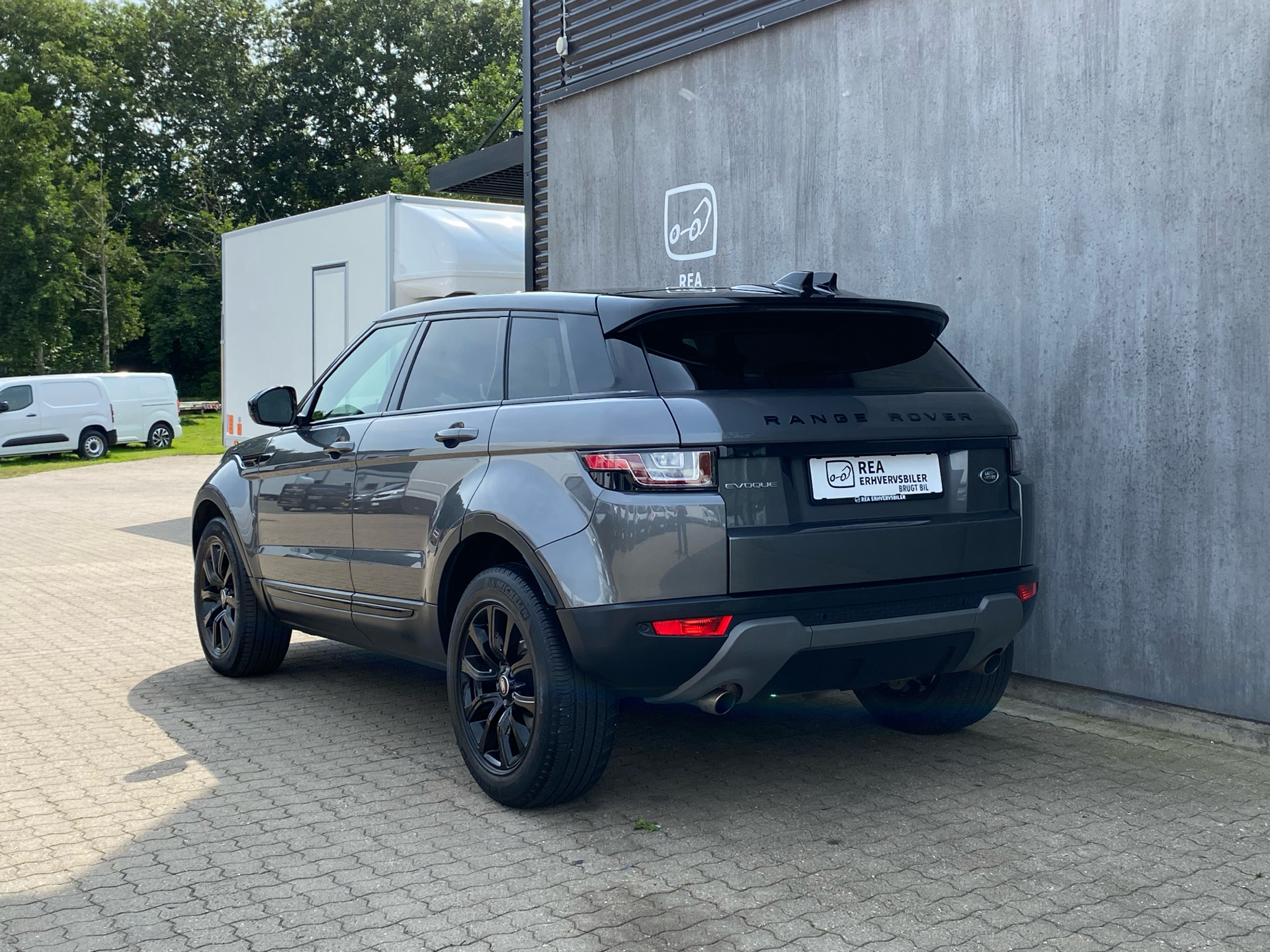 Sort Land Rover Range Rover evoque fra 2019
