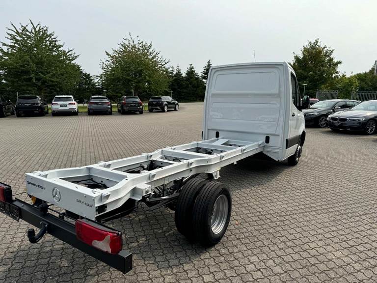 Mercedes Sprinter 517 2,0 CDi A3 Chassis aut. RWD