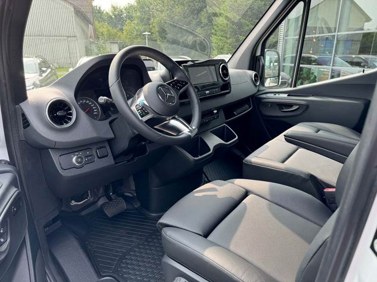 Mercedes Sprinter 517 2,0 CDi A3 Chassis aut. RWD