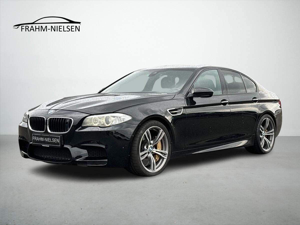 undefined BMW M5 fra 2013 set udefra