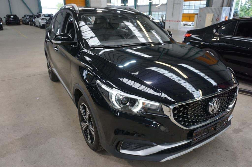 Sort MG ZS fra 2021