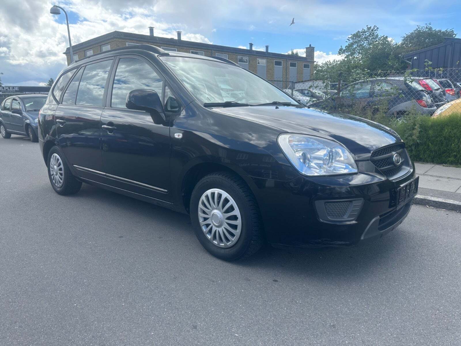 Kia Carens