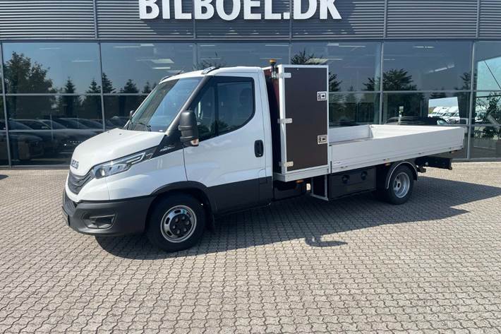 Hvid Iveco Daily fra 2024