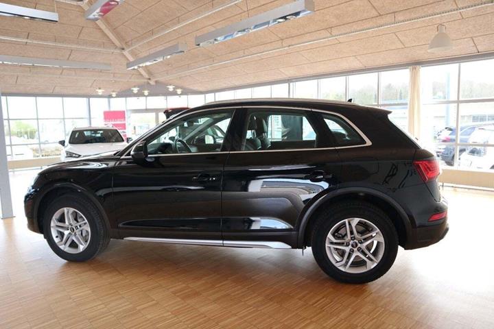 Sort Audi Q5 fra 2023