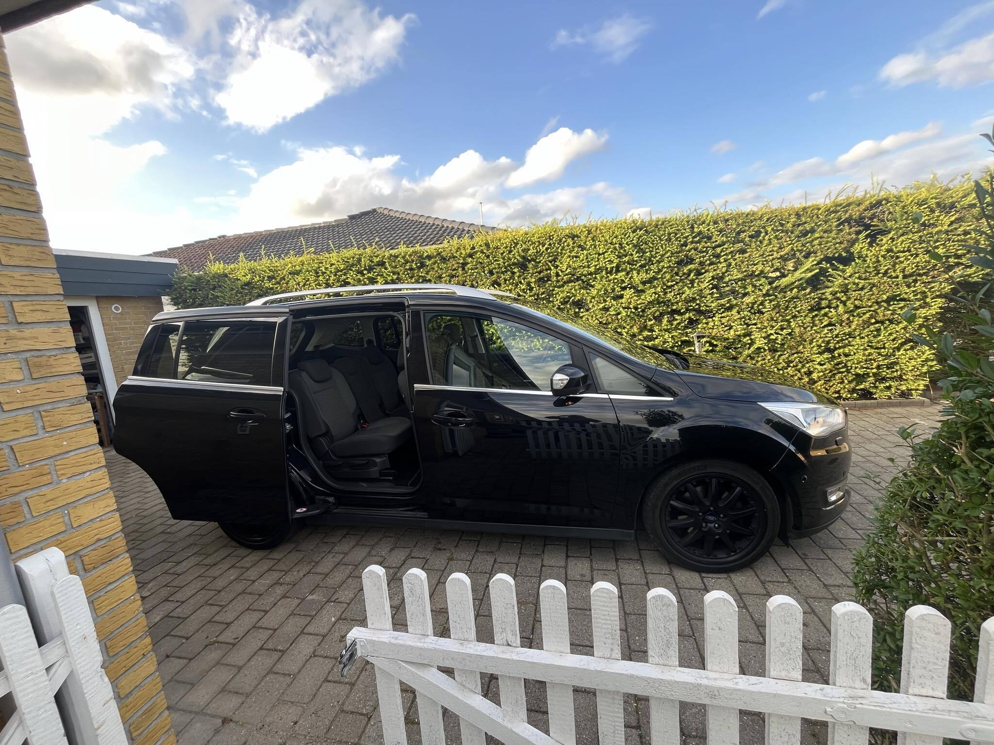 Ford Grand C-Max 1,5 EcoBoost (150 HK ) 5-dørs FWD A6 7-Per. Aut.