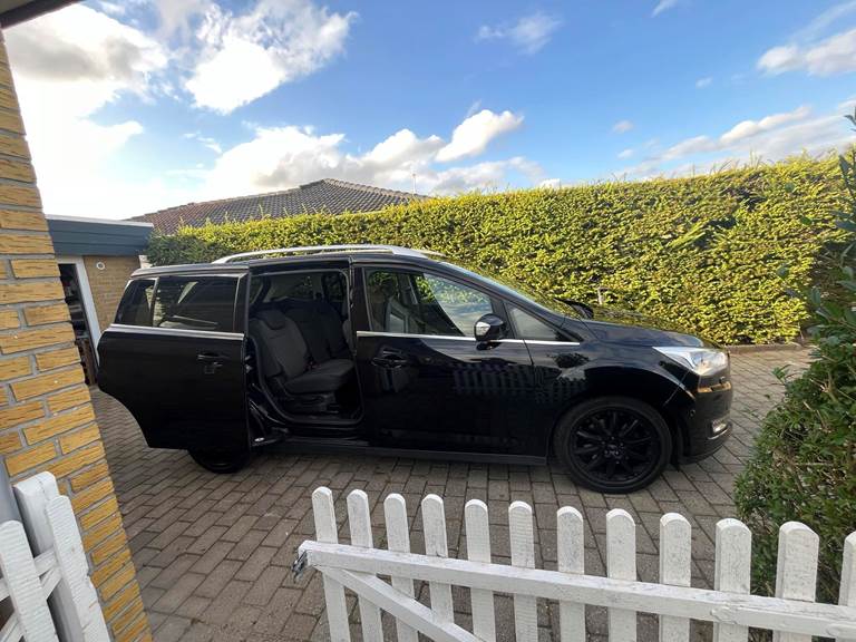 Ford Grand C-Max 1,5 EcoBoost (150 HK ) 5-dørs FWD A6 7-Per. Aut.