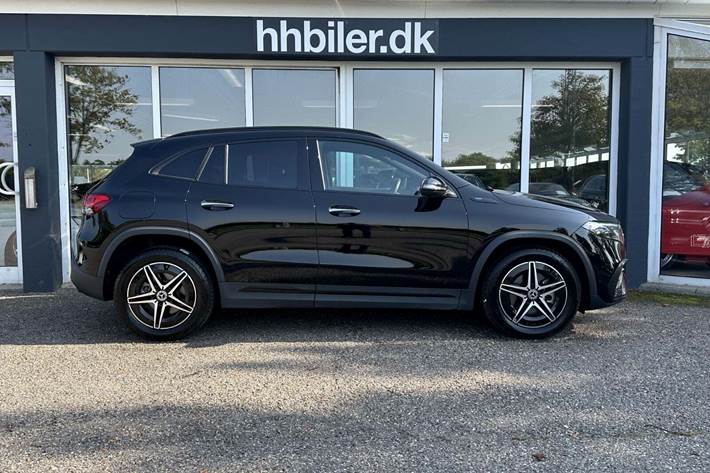 Sort Mercedes EQA250 fra 2022