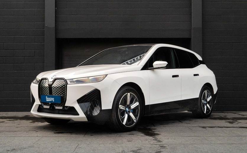 BMW iX