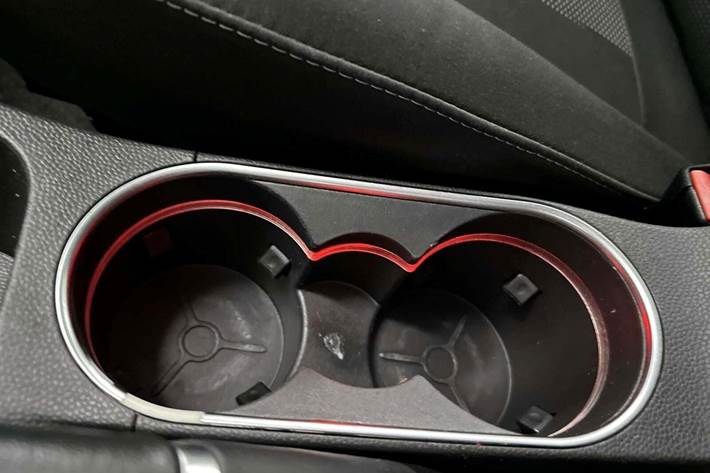 Grå Ford Fiesta fra 2016