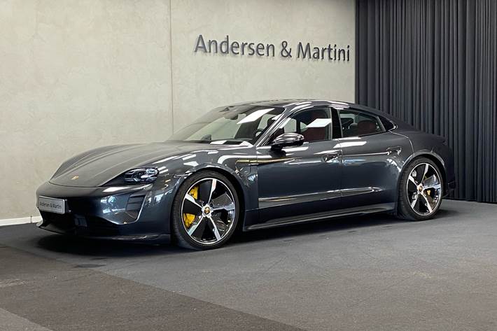 Grå Porsche Taycan fra 2020
