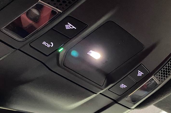 Grå Porsche Taycan fra 2020