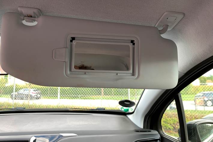 Sort Peugeot 208 fra 2017