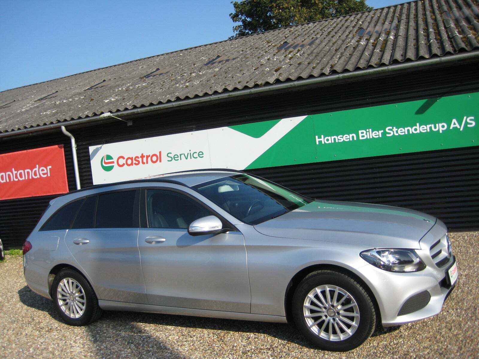 Sølv Mercedes C200 fra 2015