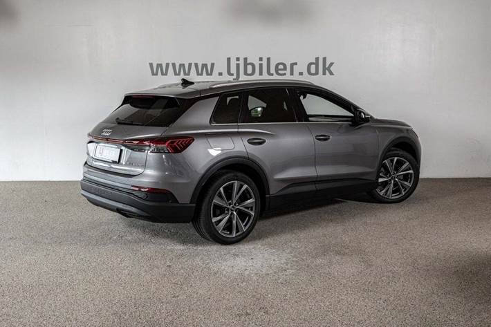 Grå Audi Q4 e-tron fra 2021