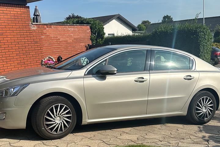 undefined Peugeot 508 fra 2011