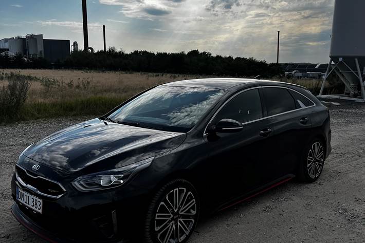 Sort Kia ProCeed fra 2019