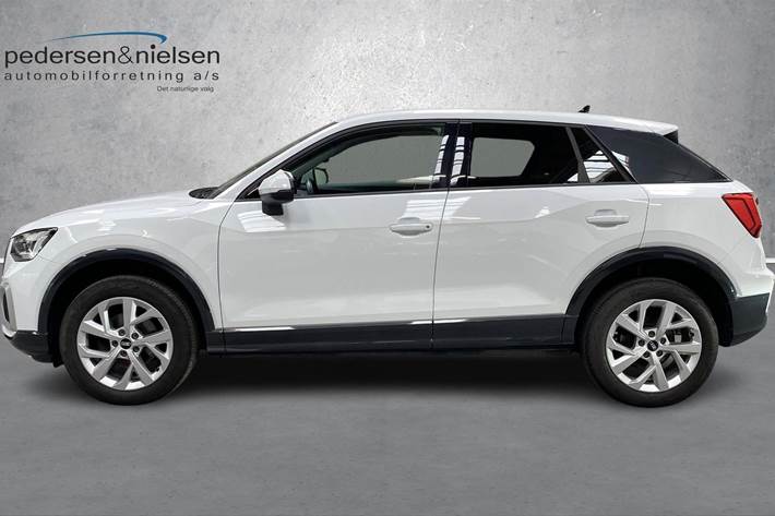 Hvid Audi Q2 fra 2021