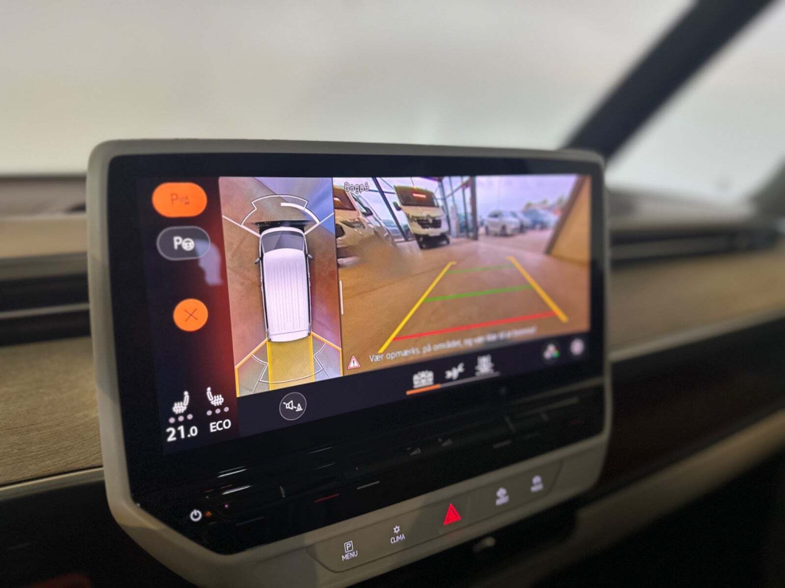 Blå VW ID.Buzz fra 2023