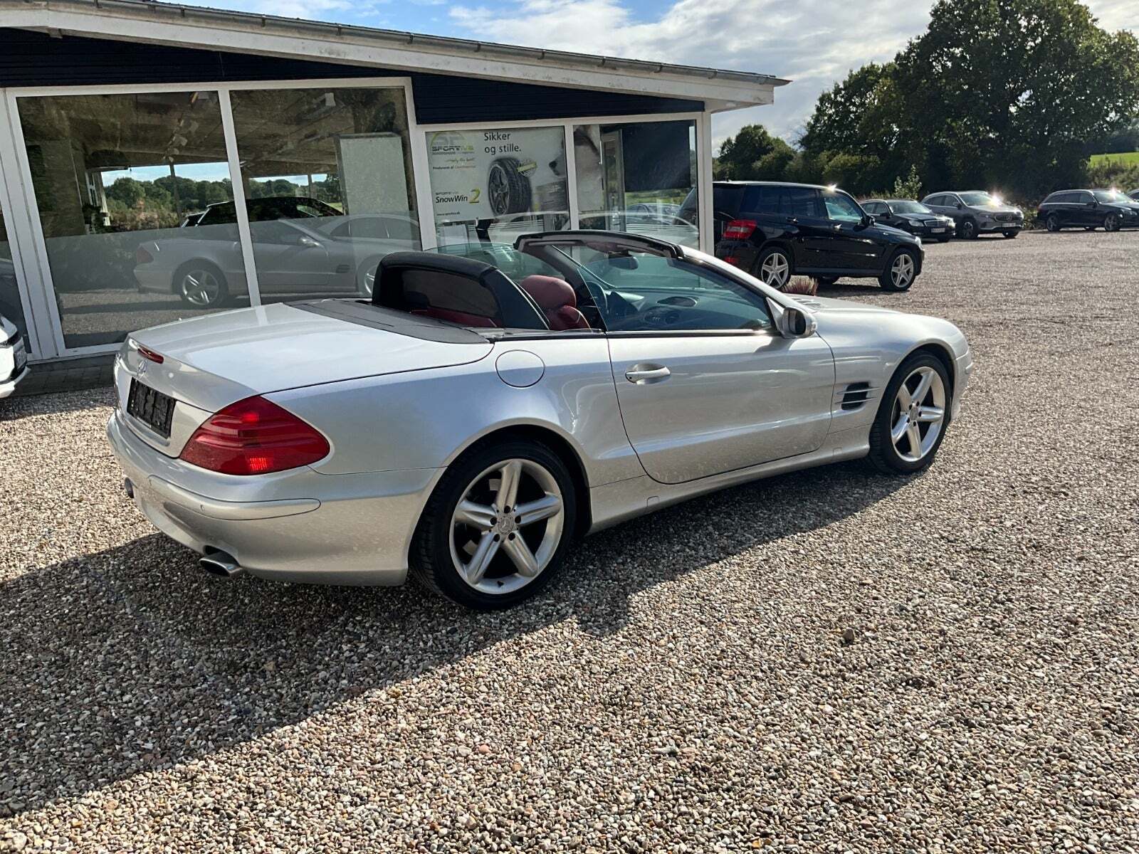 undefined Mercedes SL500 fra 2002 set udefra
