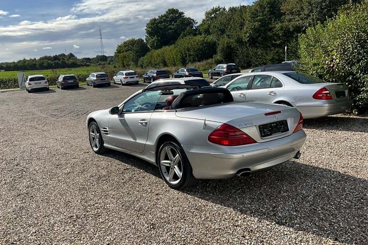 undefined Mercedes SL500 fra 2002 set udefra