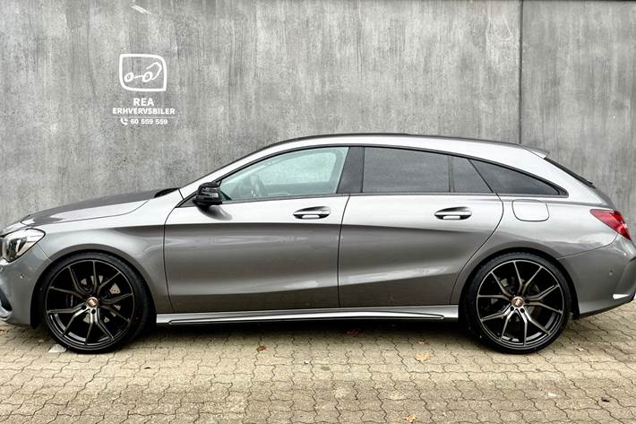 Grå Mercedes CLA220 d fra 2017 set udefra
