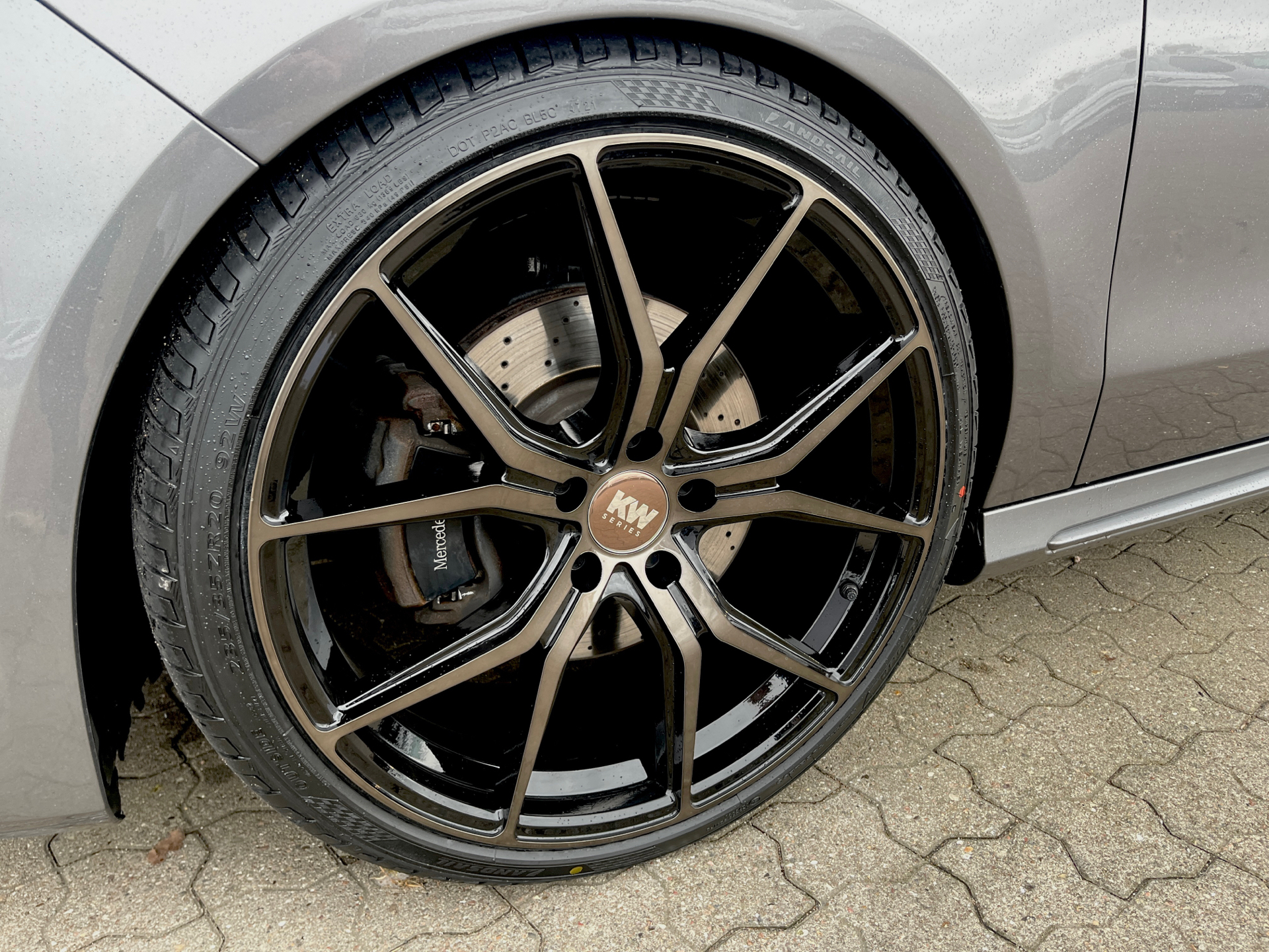 Grå Mercedes CLA220 d fra 2017