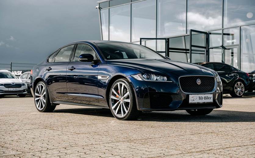 Jaguar XF