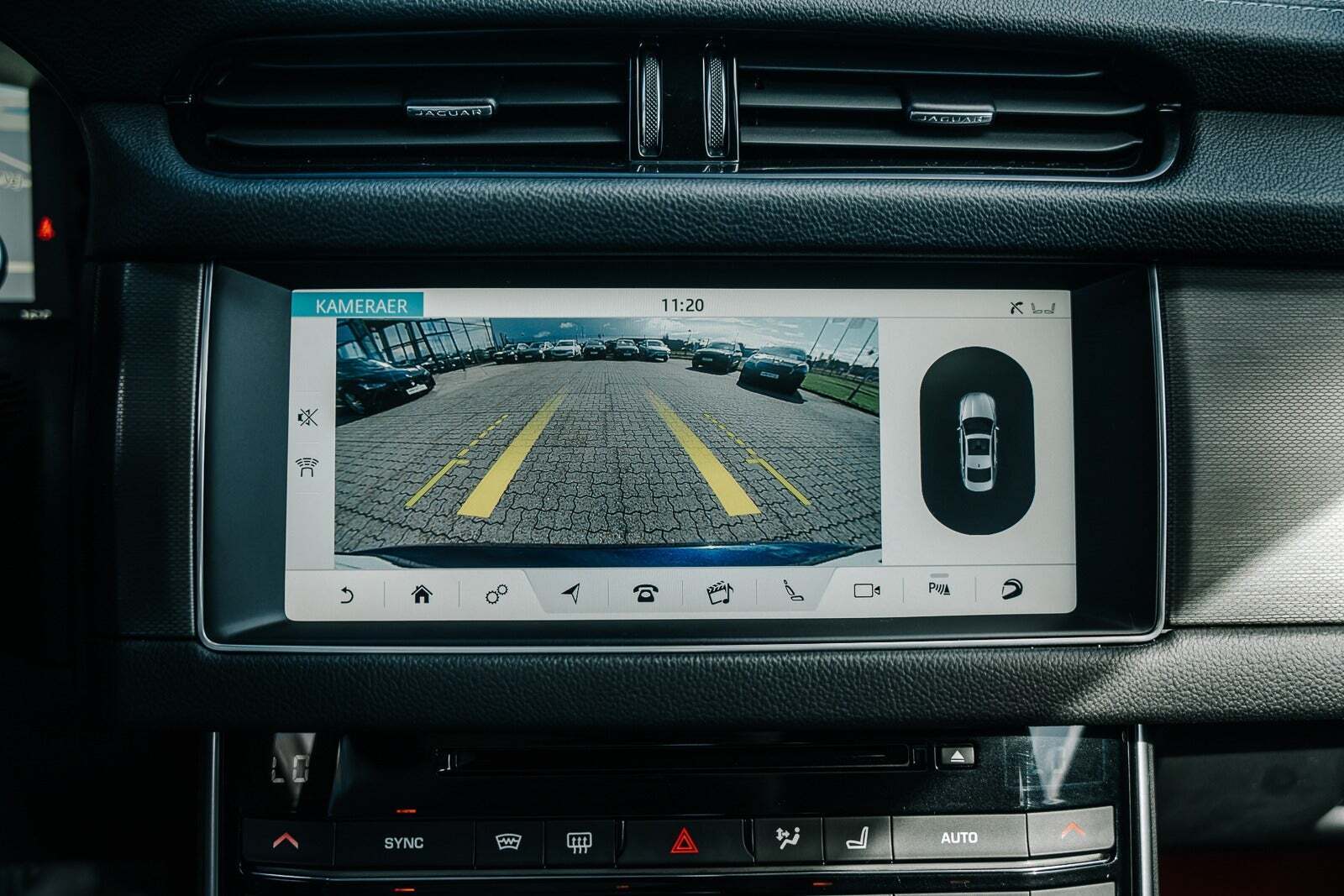Jaguar XF