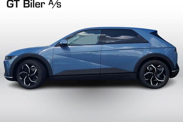 Blå Hyundai Ioniq 5 fra 2023