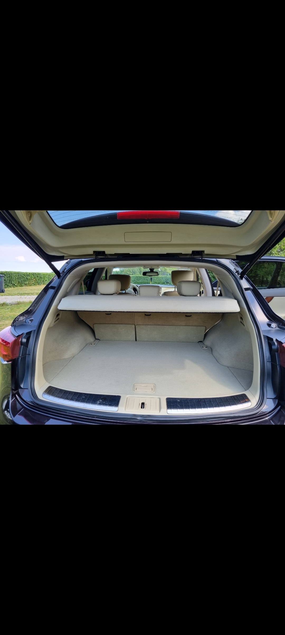 undefined Infiniti FX50 fra 2012