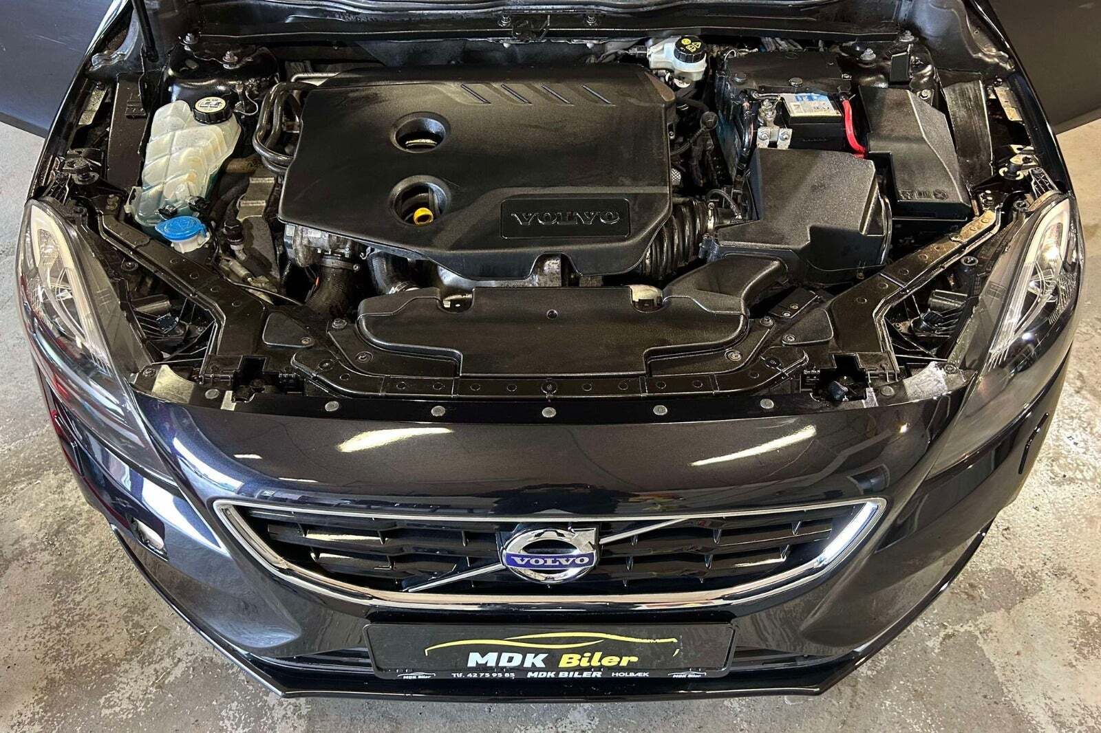 undefined Volvo V40 fra 2013 set udefra