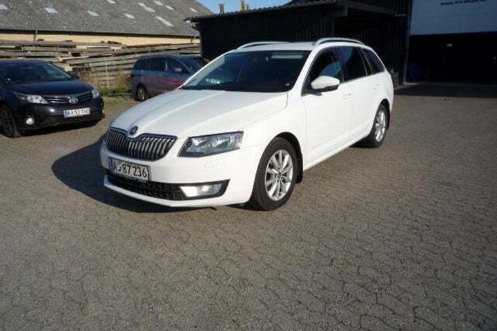 undefined Skoda Octavia fra 2014 set udefra