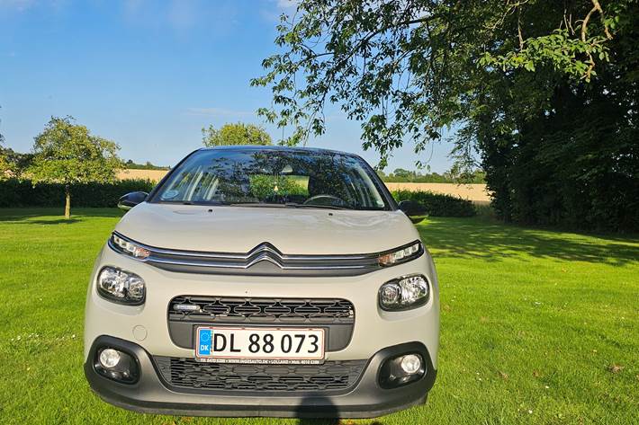 Grå Citroën C3 fra 2017