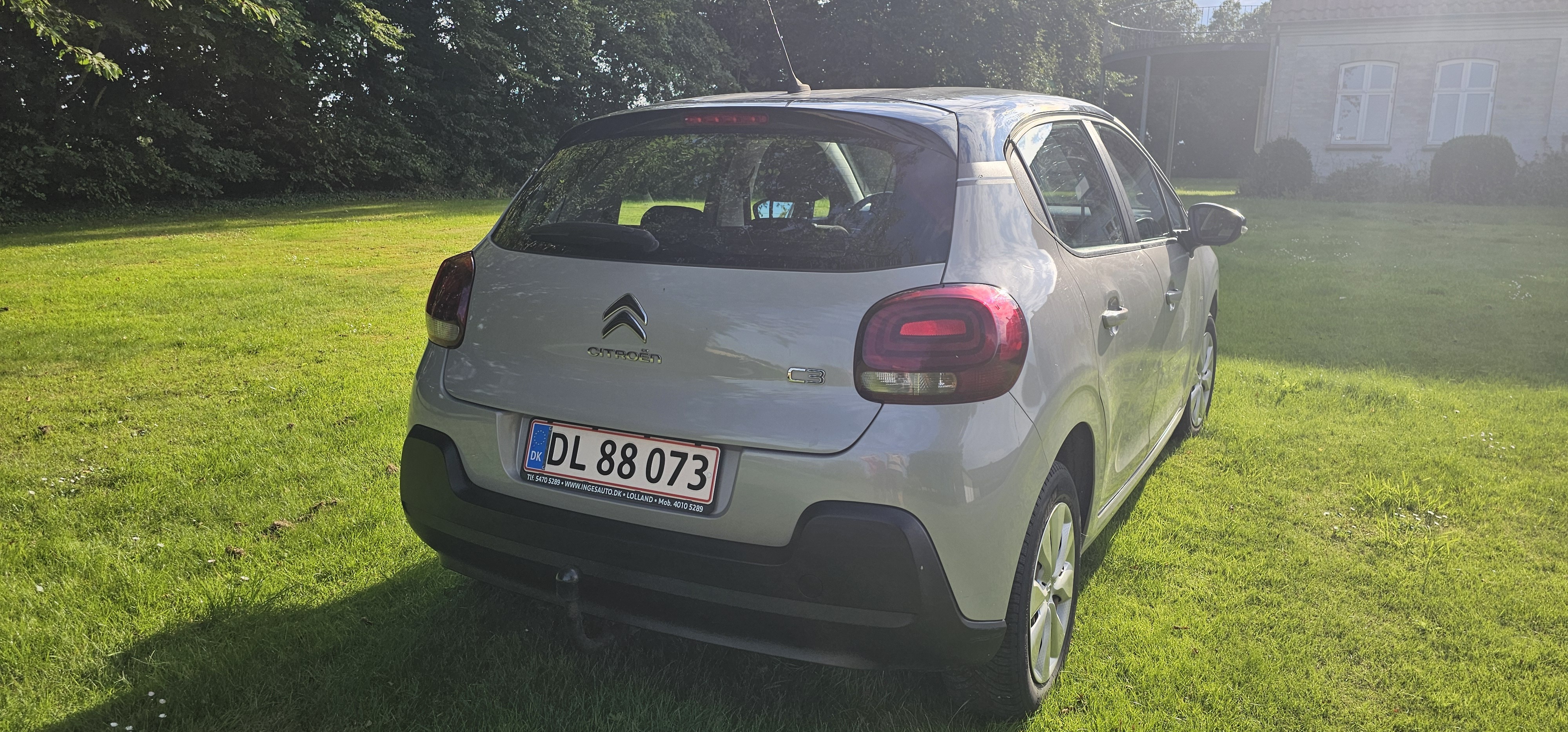 Grå Citroën C3 fra 2017