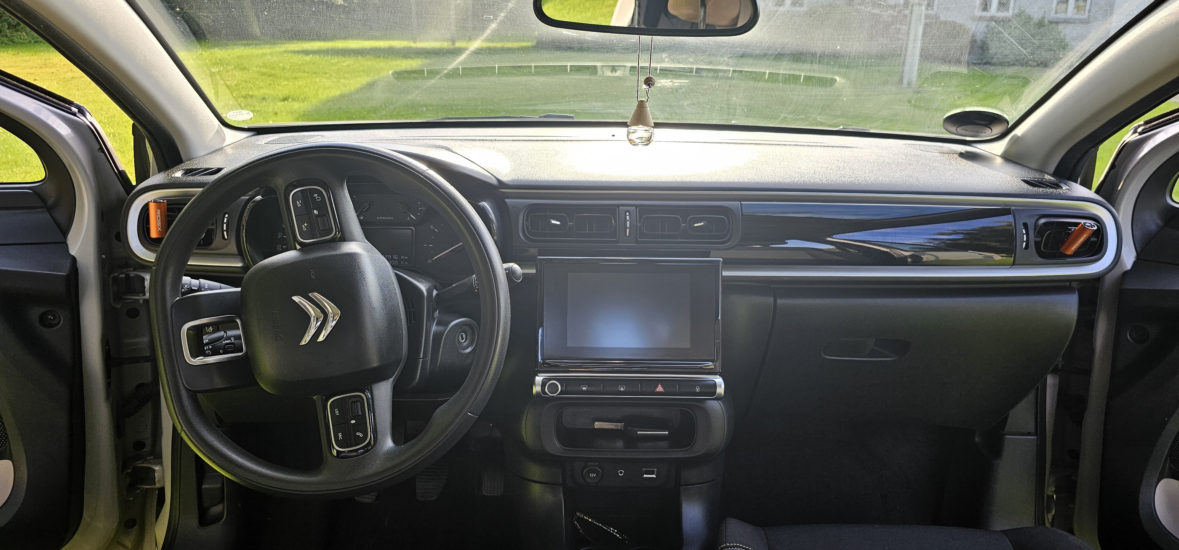 Grå Citroën C3 fra 2017
