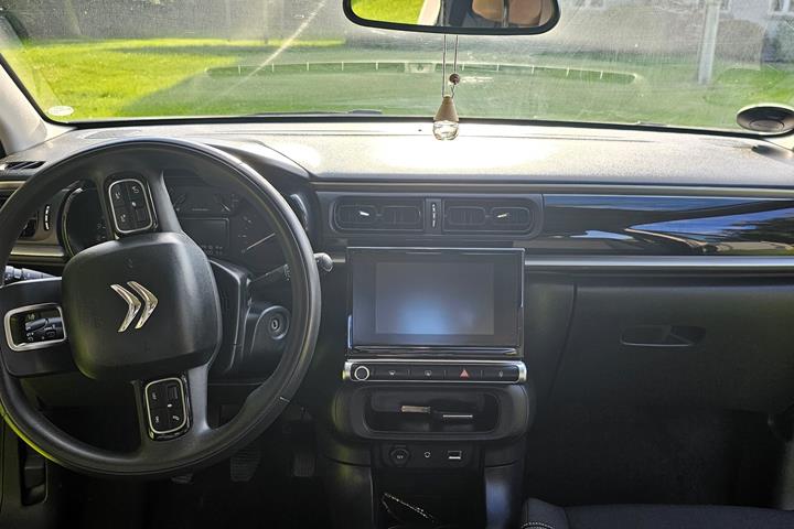 Grå Citroën C3 fra 2017