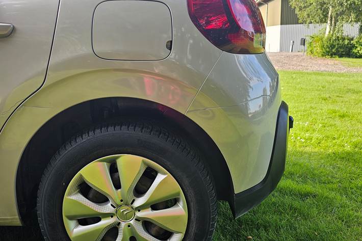 Grå Citroën C3 fra 2017