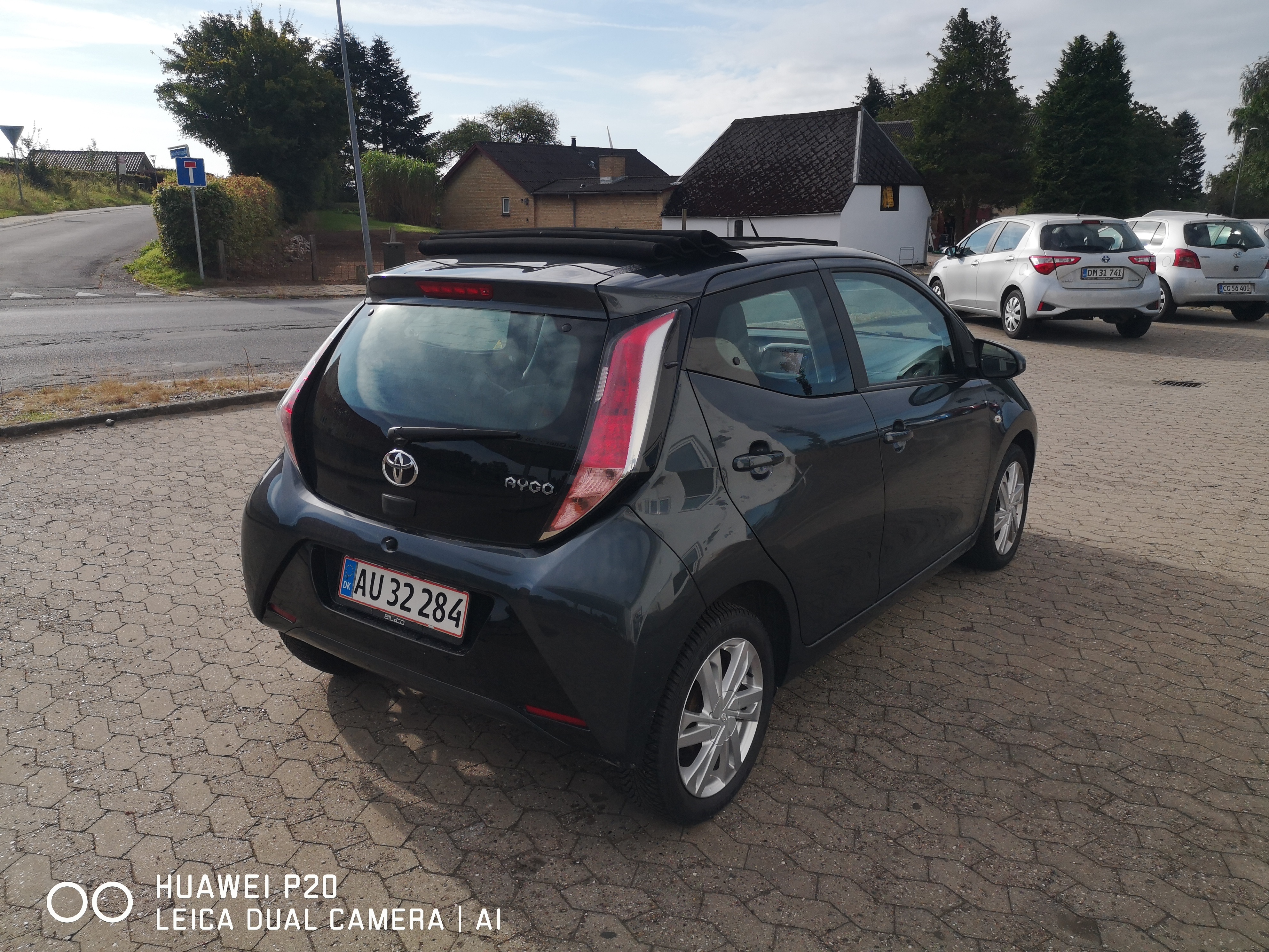 Grå Toyota Aygo fra 2015