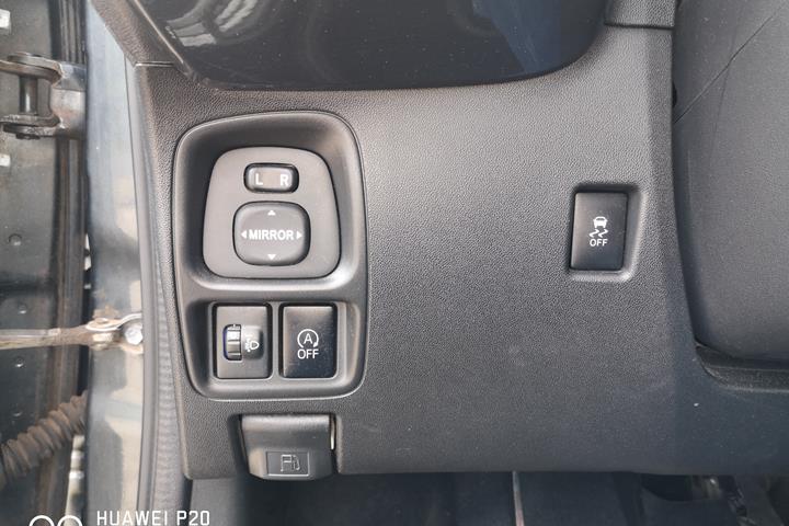 Grå Toyota Aygo fra 2015